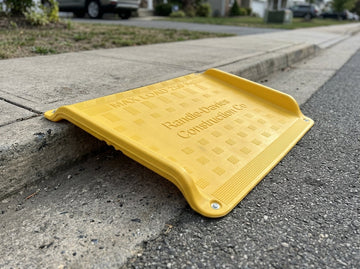 Portable HDPE Pedestrian Curb Ramp