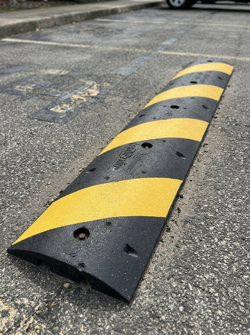 6 ft Recycled Rubber Speed Bump with Steel Spikes